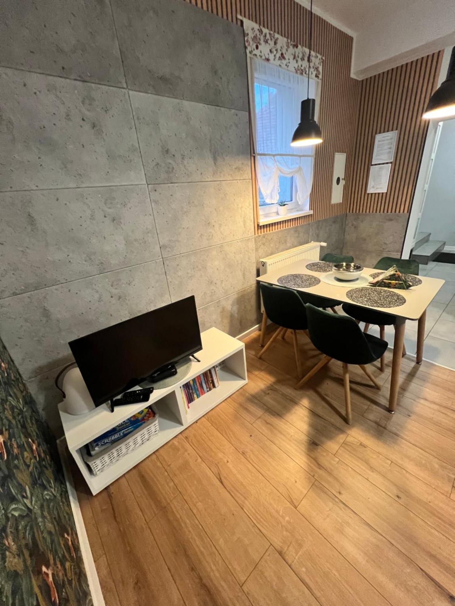 Apartamenty Cieplicka 20A يلينيا غورا المظهر الخارجي الصورة