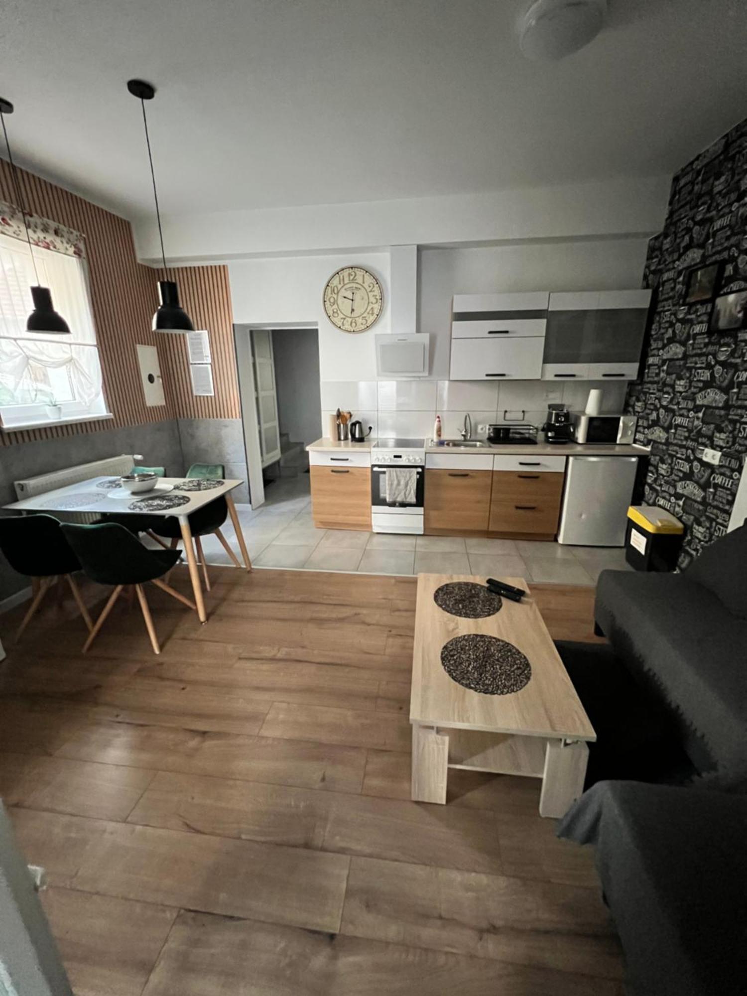 Apartamenty Cieplicka 20A يلينيا غورا المظهر الخارجي الصورة