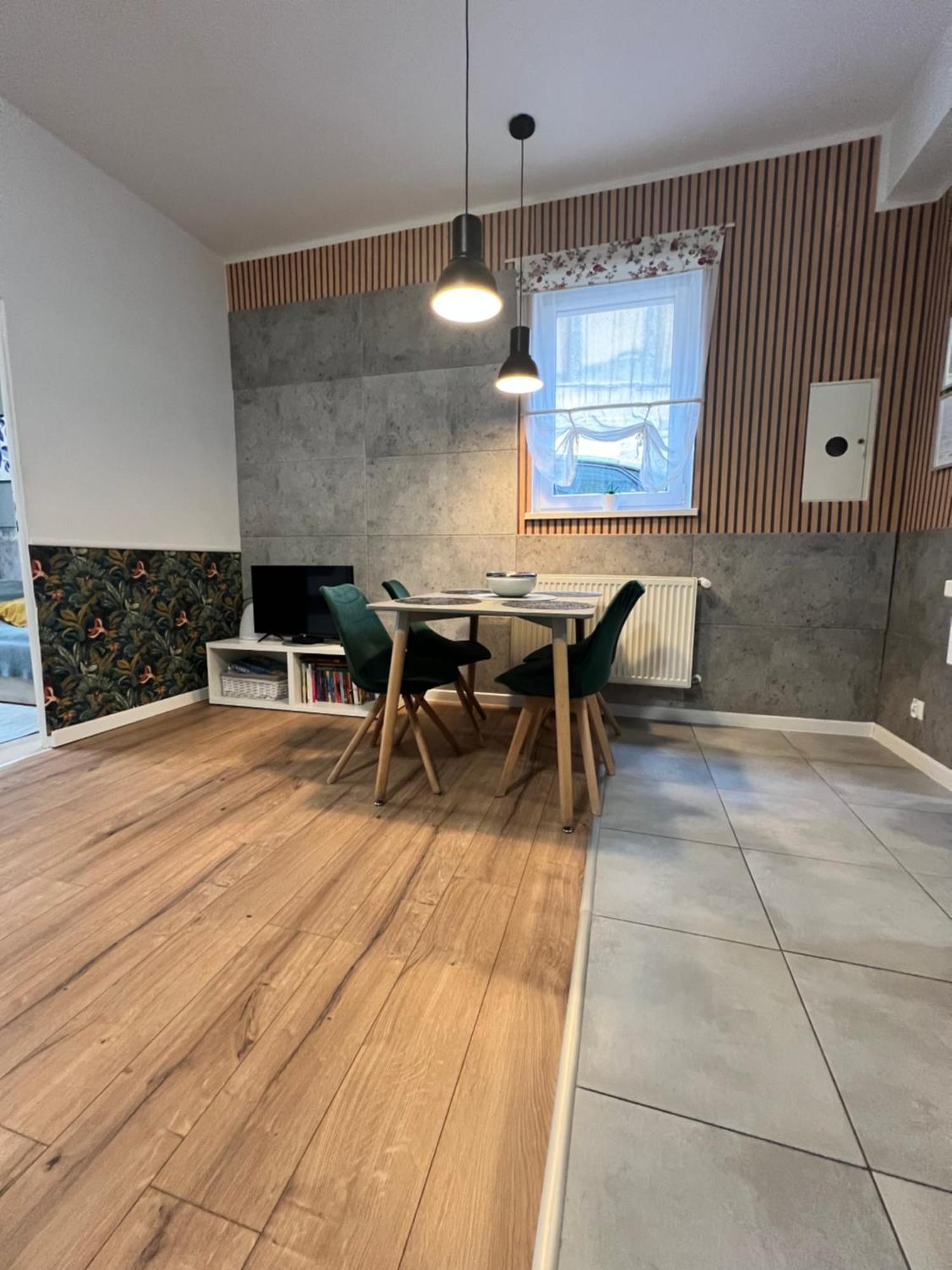 Apartamenty Cieplicka 20A يلينيا غورا المظهر الخارجي الصورة