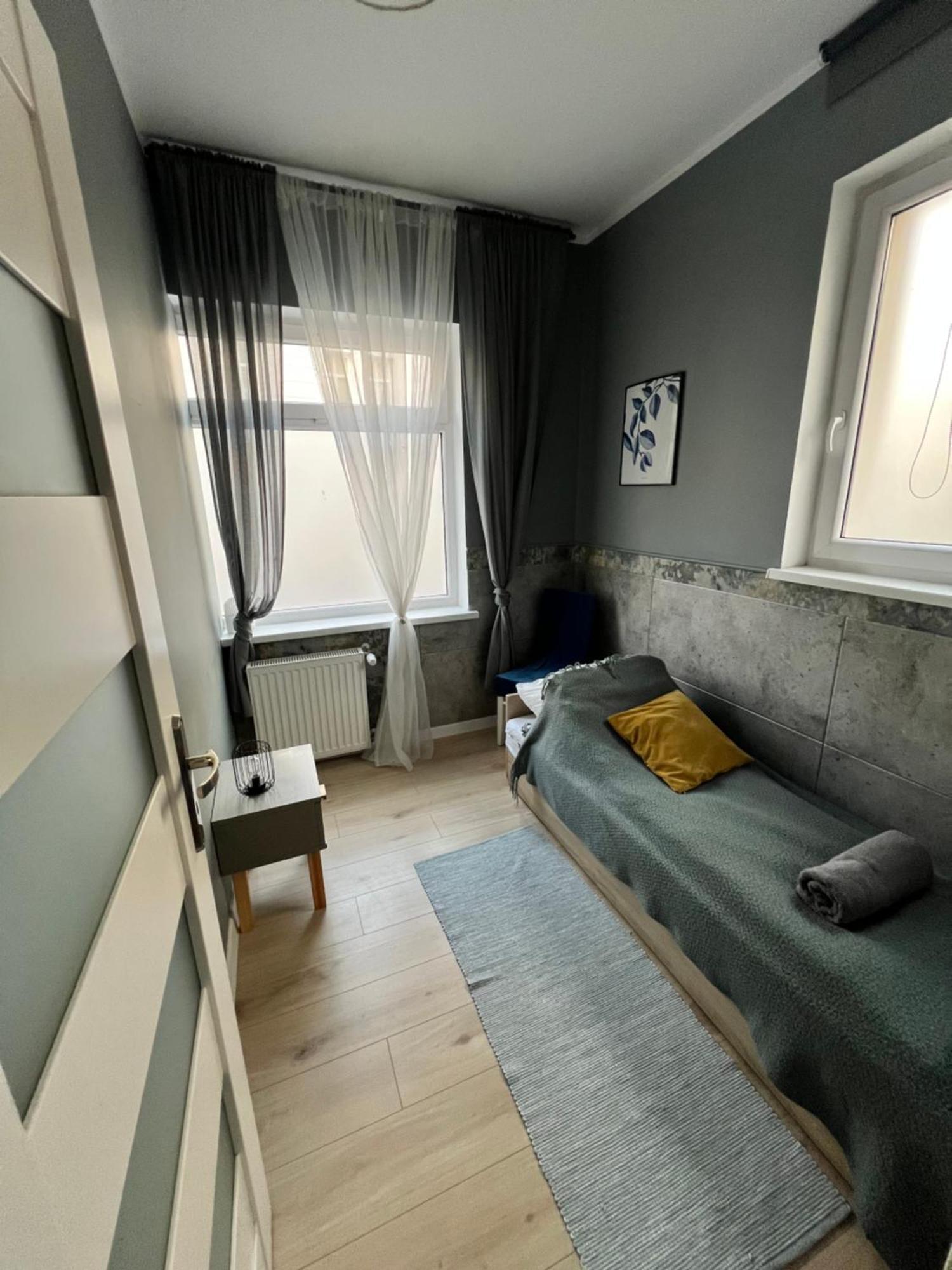 Apartamenty Cieplicka 20A يلينيا غورا المظهر الخارجي الصورة